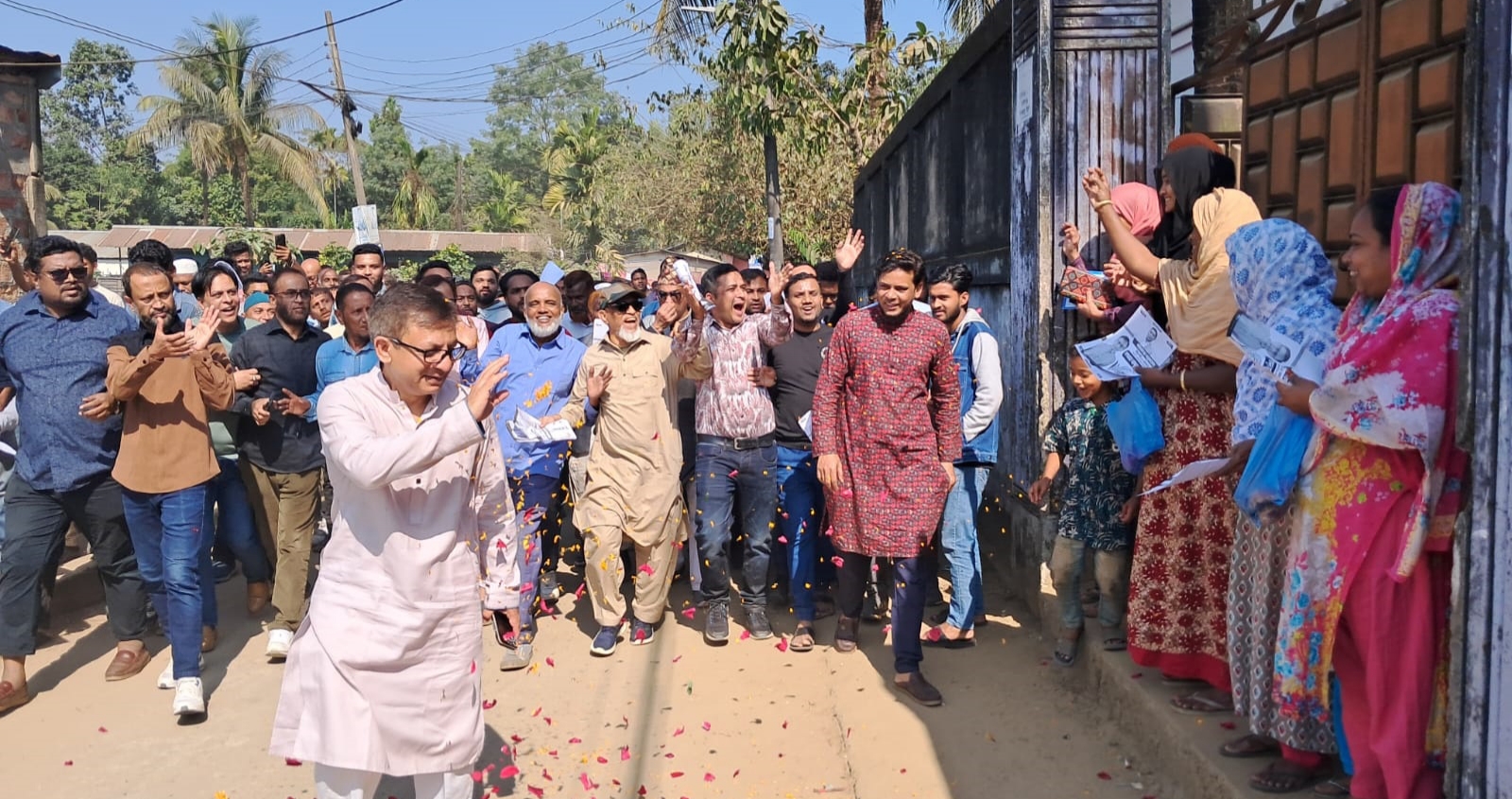 ১২ ফেব্রুয়ারি ফজরের পরই ভোটকেন্দ্রেযা ওয়ার আহ্বান খন্দকার মুক্তাদিরের
