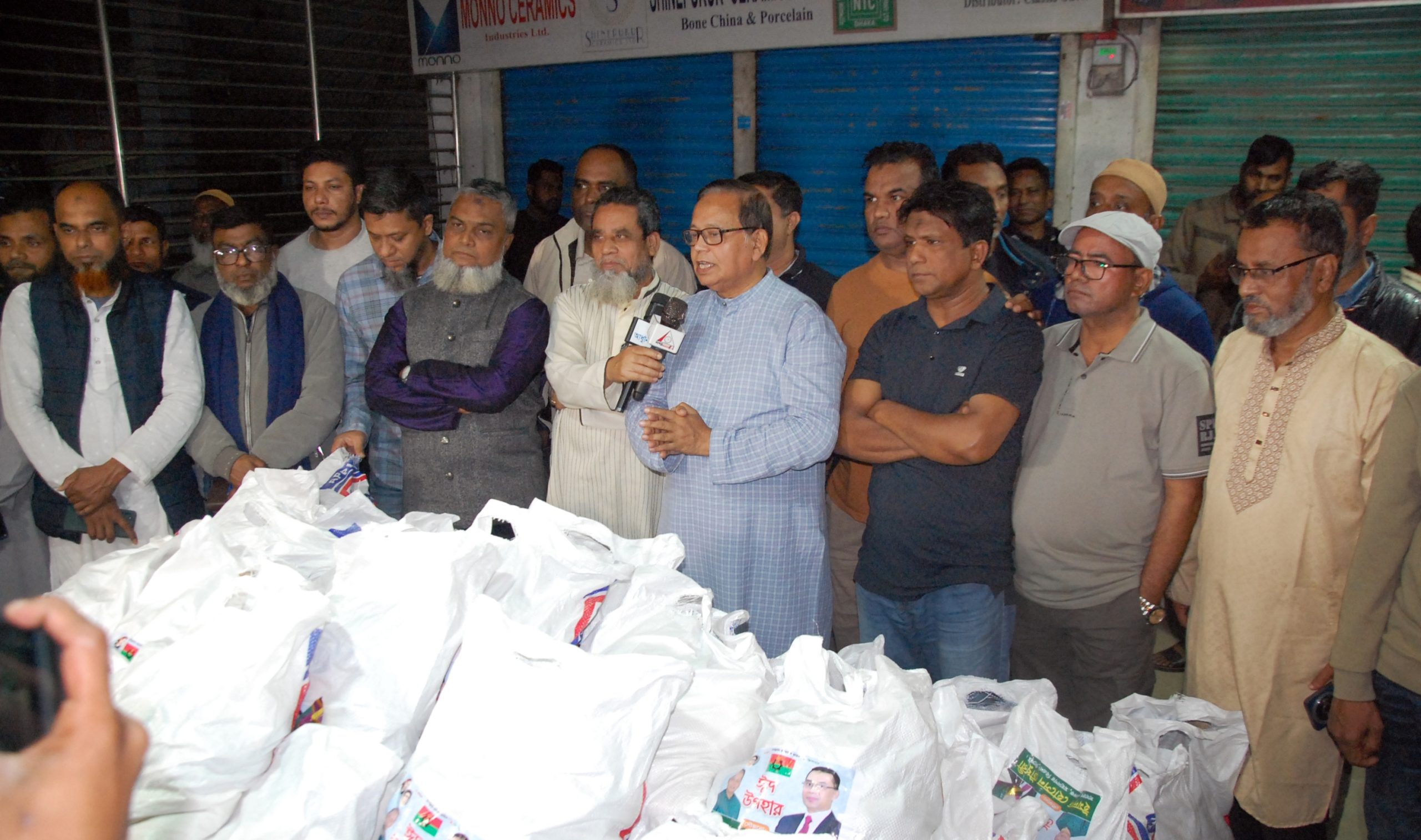 আজীবন সাধারণ মানুষের পাশে থেকে কাজ করে যাবো