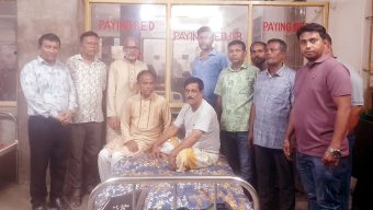 সিলেটে হিন্দু ব্যবসায়ী খগেন্দ্র দাসের ওপর হামলা ও লুটপাটের তীব্র নিন্দা: হাসপাতালে হিন্দু-বৌদ্ধ-খ্রিস্টান কল্যাণ ফ্রন্টের নেতৃবৃন্দ
