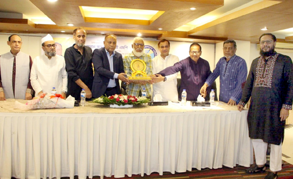 বিয়ানীবাজার জনকল্যাণ সমিতি সিলেট’র সংবর্ধনা প্রদান